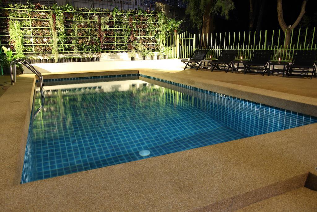 Wiz Hotel Pattaya Exterior foto