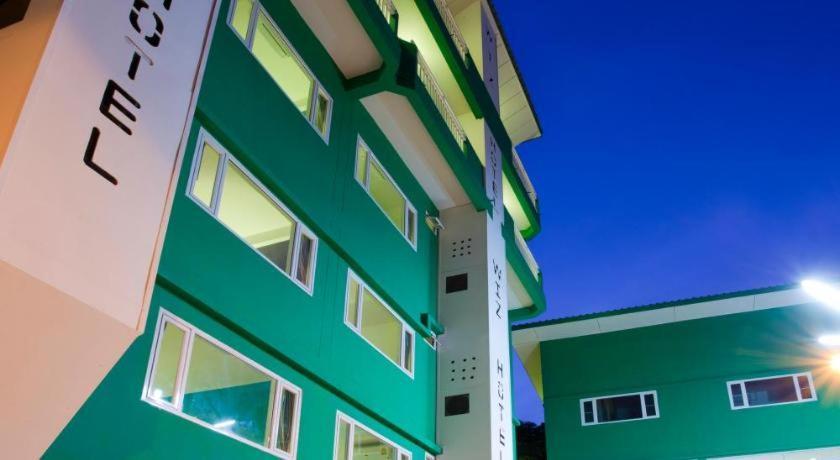 Wiz Hotel Pattaya Exterior foto