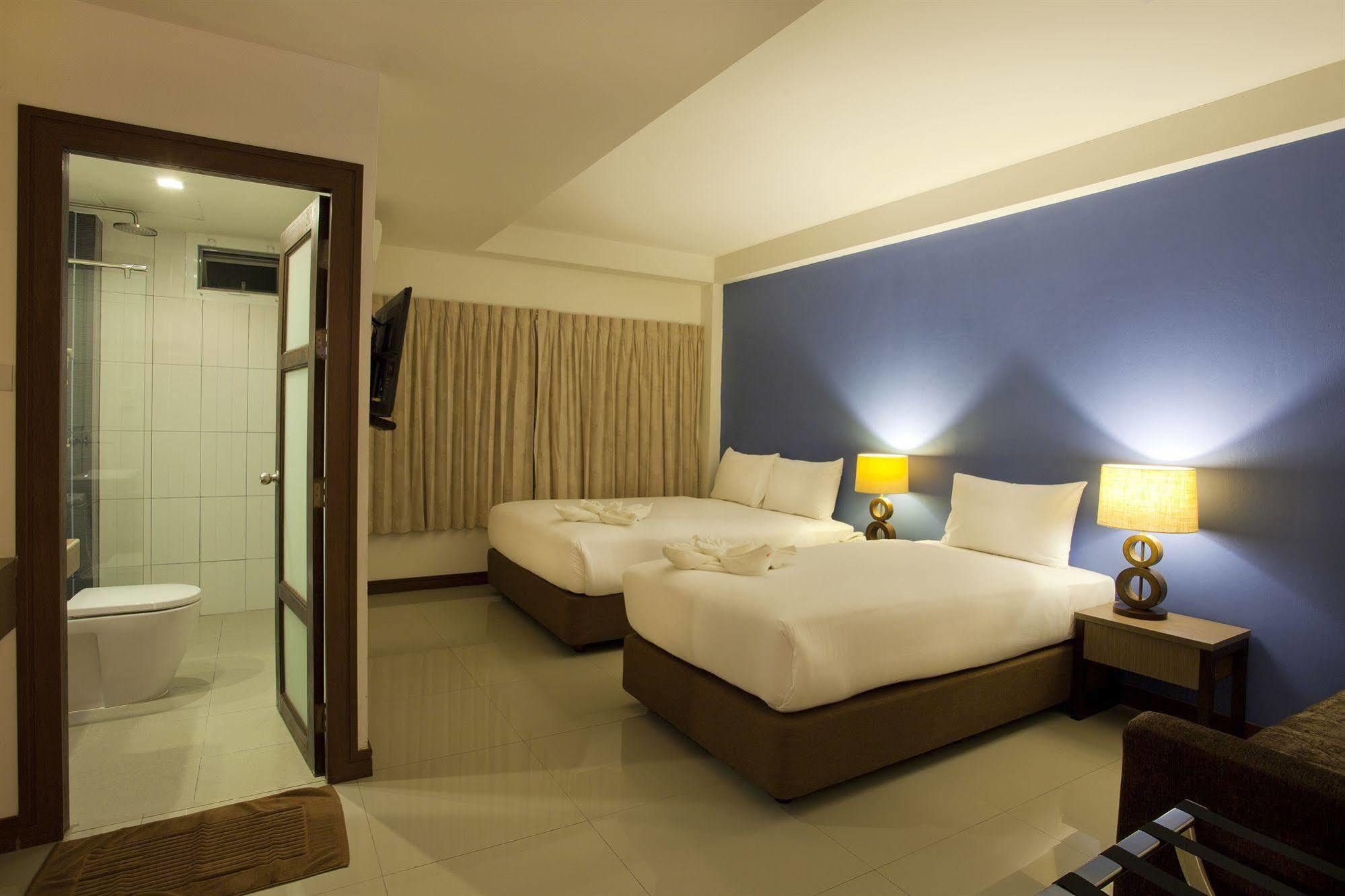 Wiz Hotel Pattaya Exterior foto